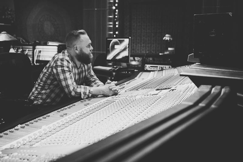 Mix Masters_in studio