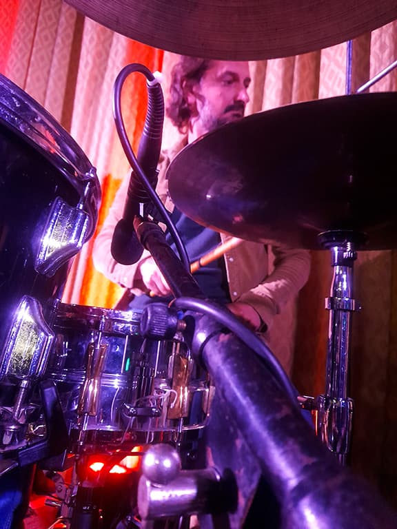 Roger-Bergodaz(TPband)-2012-on-snare-2-pichi